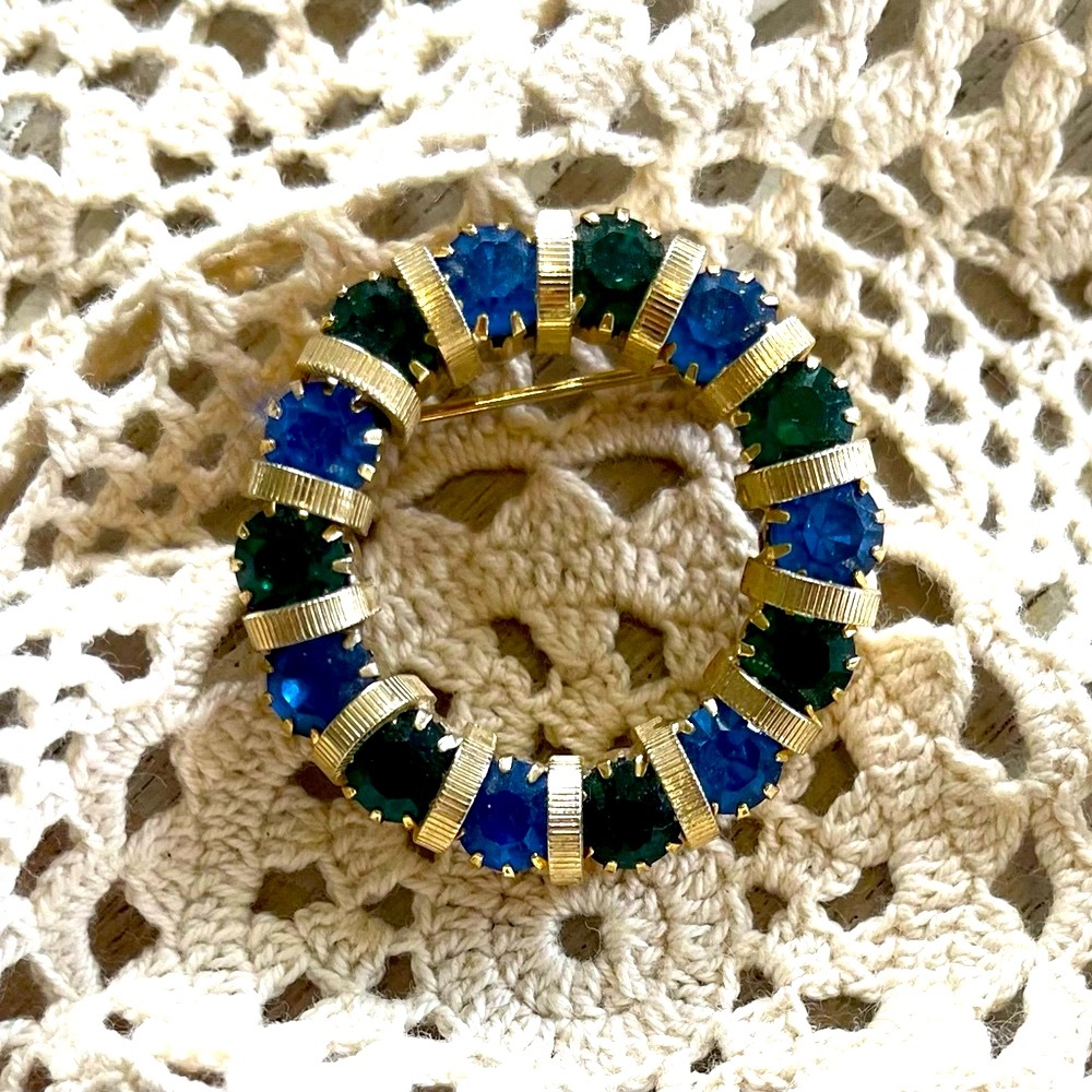 Elegant Blue and Green Gemstone Brooch